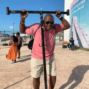 Meet your Posher, Quincy